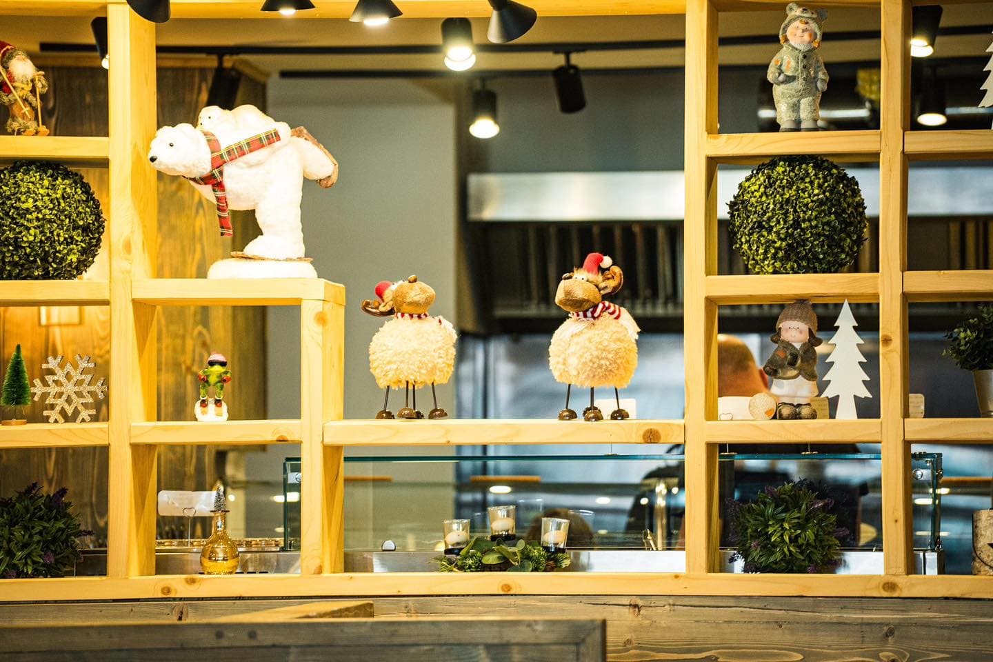 Restaurant Platoul Soarelui - 17